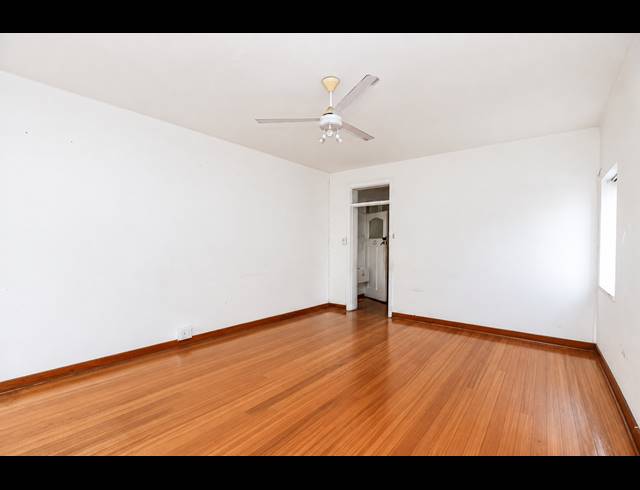 1.5 BEDROOM APARTMENT FOR SALE IN MUSGRAVE